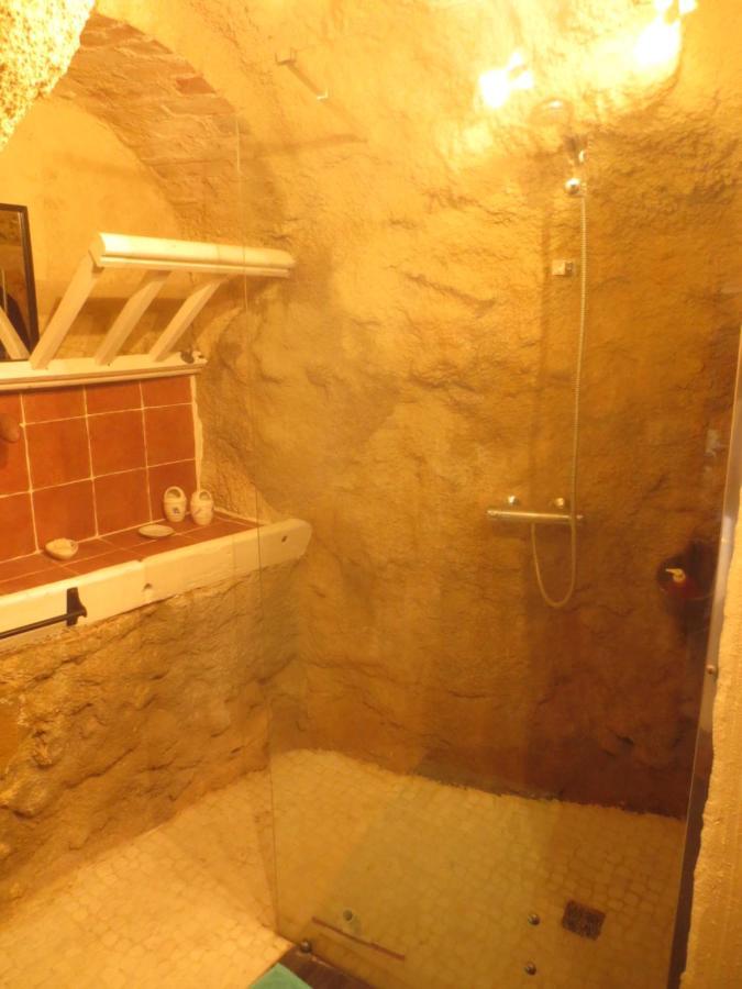 L'Etape Troglo Hotel Vouvray Buitenkant foto